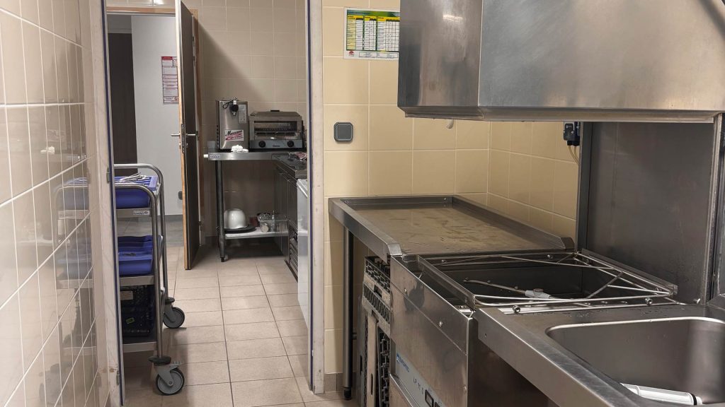 espace-laverie-restaurant-près-niort