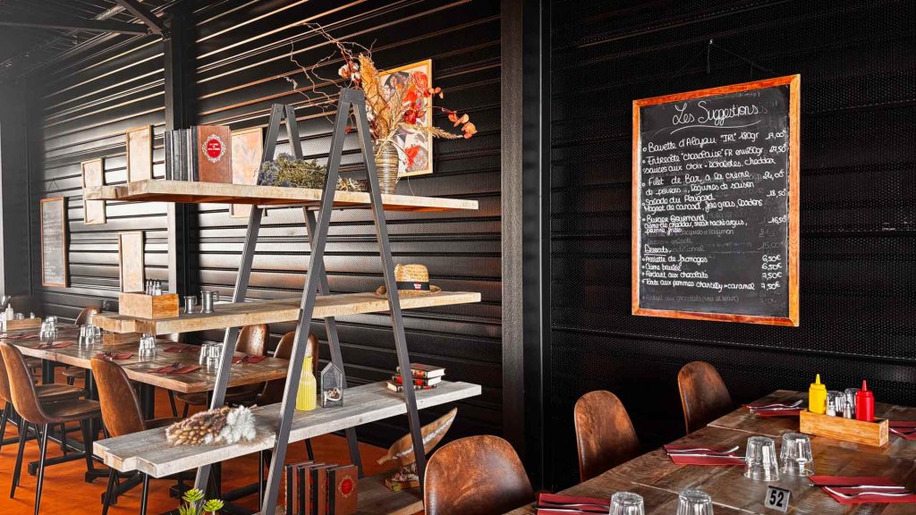 salle-restaurant-l'essentiel-carte-menu