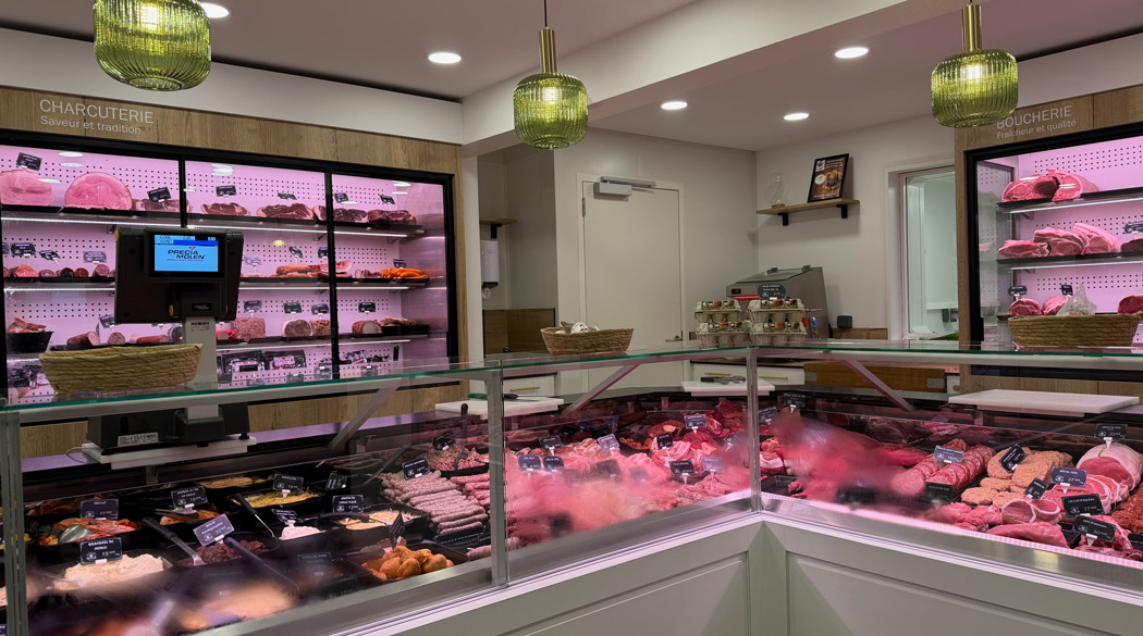 vitrine-boucherie-st-sulpice-royan-métiers-de-bouche-traiteur