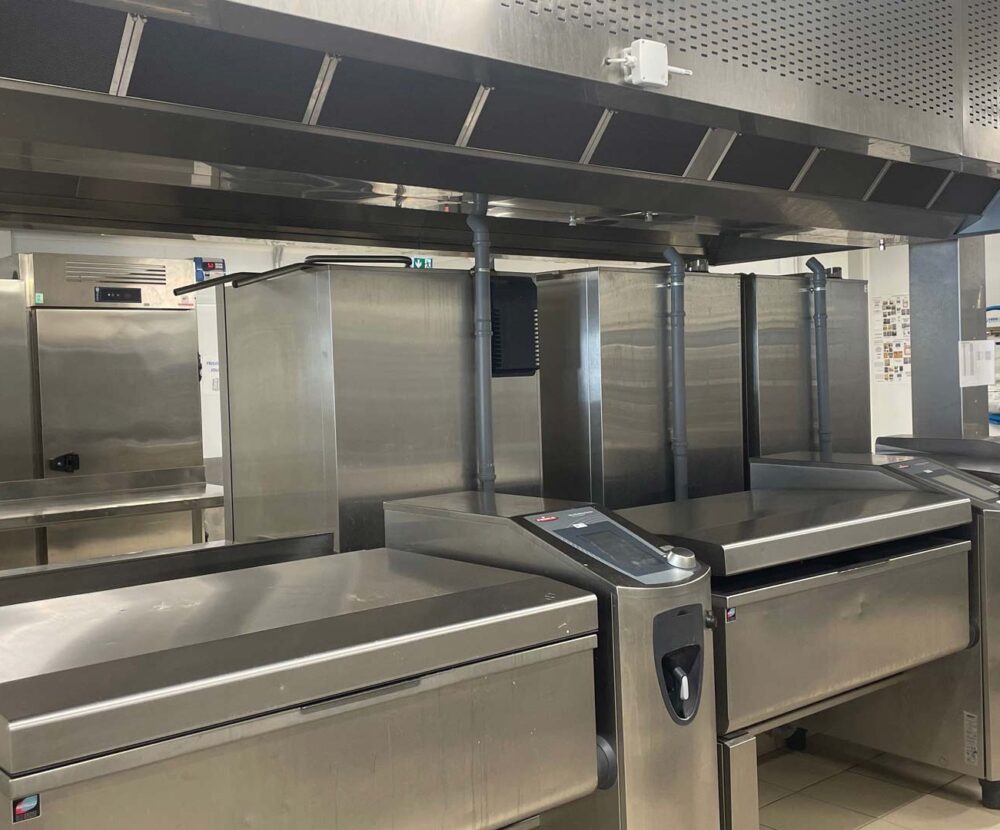 Conception d&rsquo;une cuisine adaptée pour une ESAT