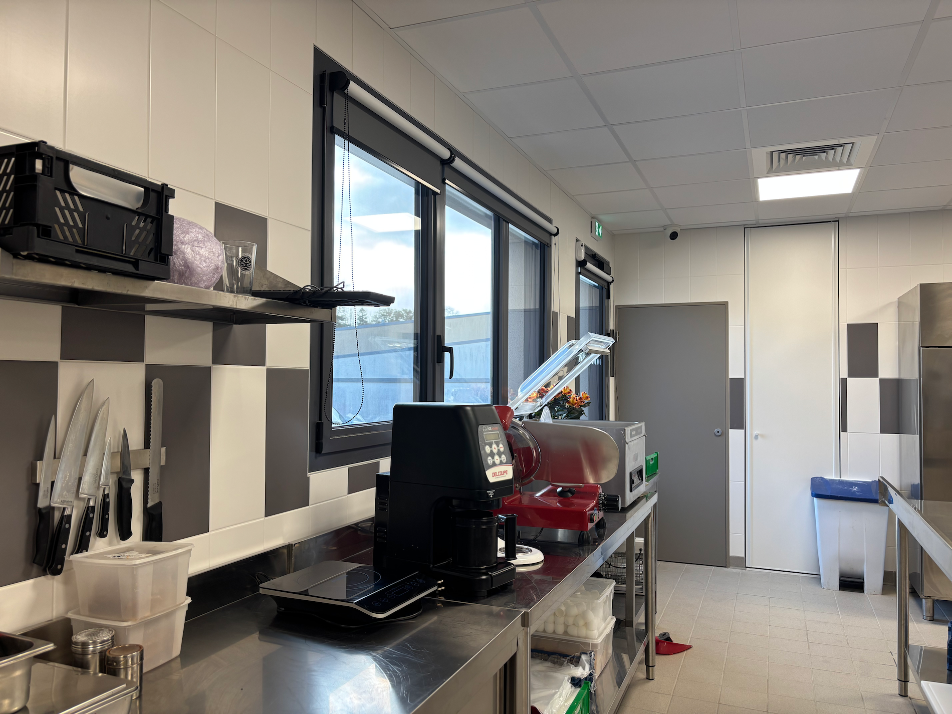 Modernisation et réemploi des équipements professionnels pour le restaurant Ô Fins Gourmets à La Forêt-sur-Sèvre