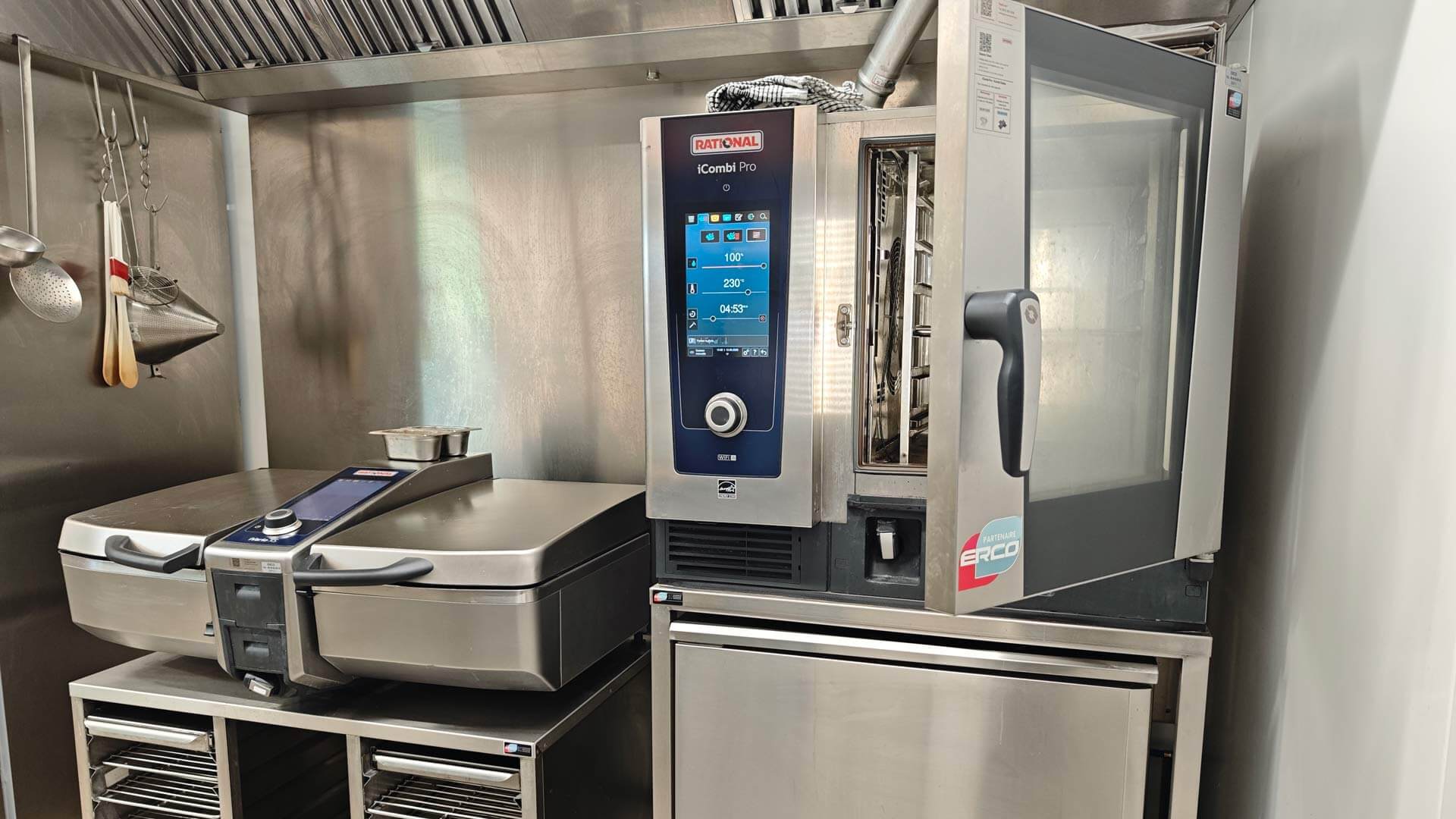 Équipements de cuisine professionnelle pour une préparation et conservation de qualité