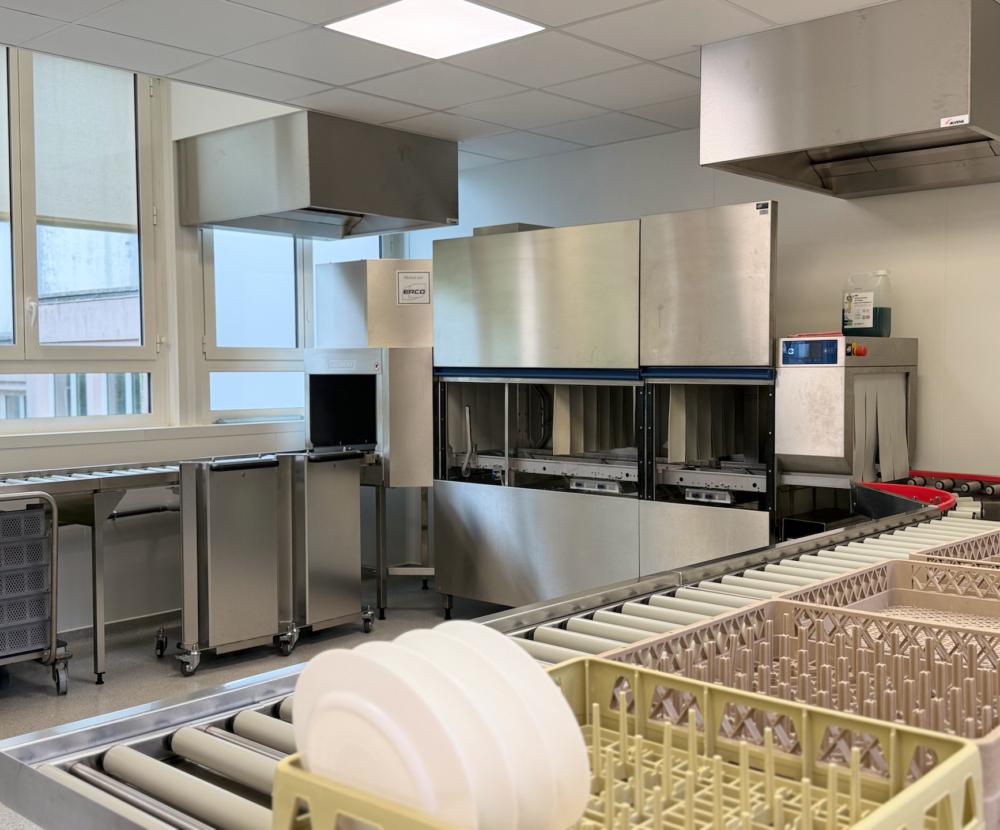 Rénovation de la cuisine collective du Lycée Jacques Bujault : un appel d’offres public mené de A à Z